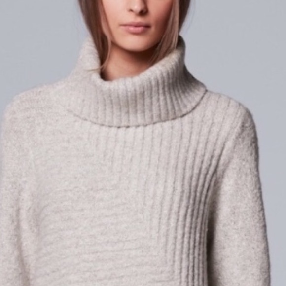 LAST ONE! NEW Simply VERA WANG TURTLENECK SWEATER - Picture 2 of 7